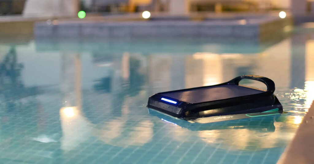 Comparatif robot skimmer piscine